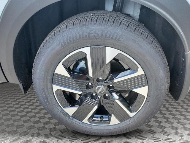 new 2025 Nissan Kicks car, priced at $21,680