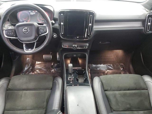 used 2019 Volvo XC40 car, priced at $24,059