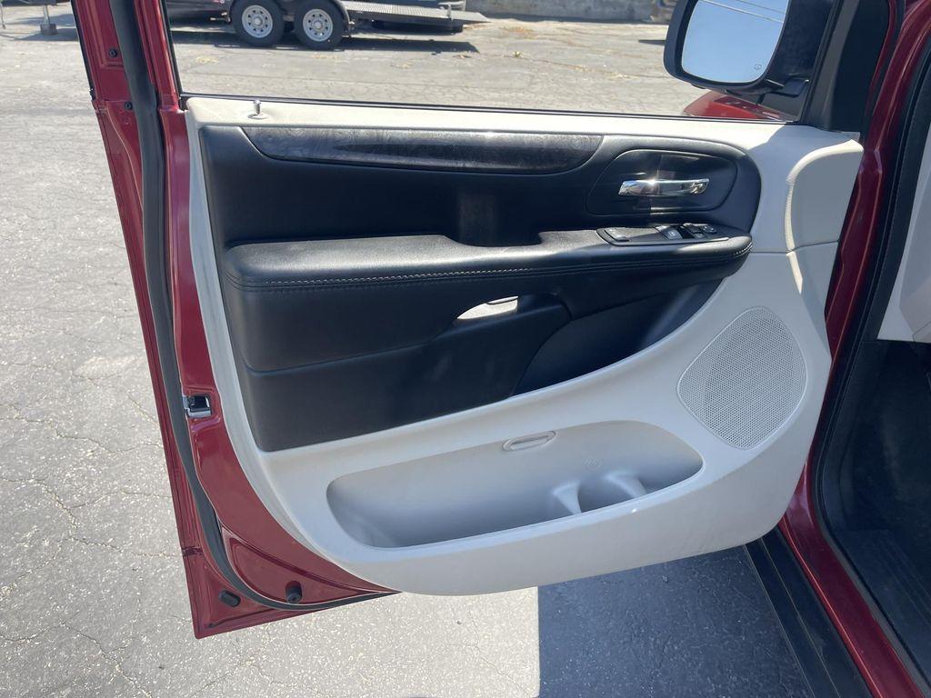 used 2014 Dodge Grand Caravan car, priced at $8,450