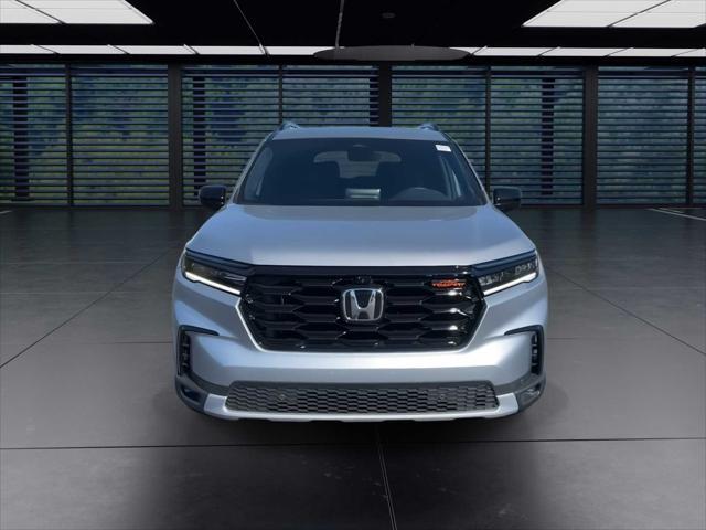 new 2025 Honda Pilot car, priced at $47,740