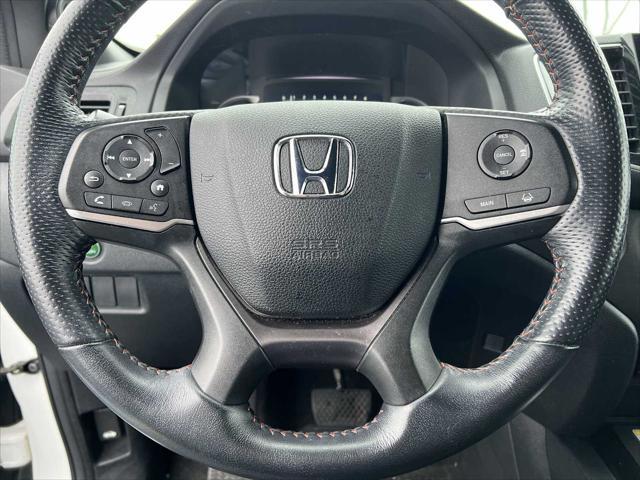 used 2022 Honda Pilot car, priced at $34,999