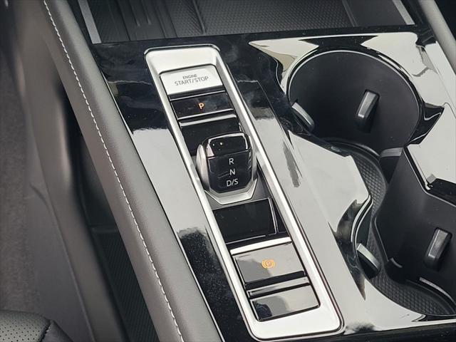 new 2025 Volkswagen Atlas car, priced at $51,810