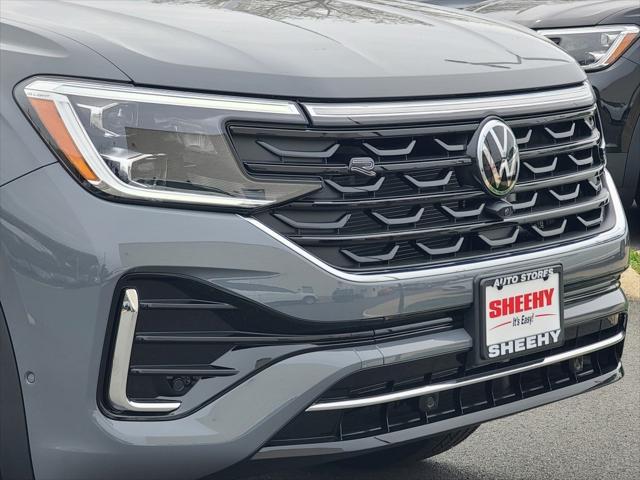 new 2025 Volkswagen Atlas car, priced at $51,810