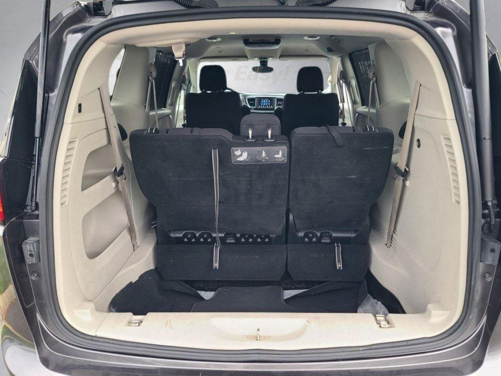 used 2020 Chrysler Pacifica car, priced at $13,400