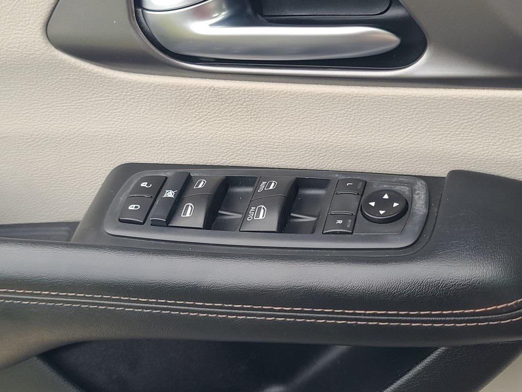 used 2020 Chrysler Pacifica car, priced at $13,400