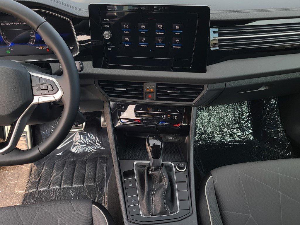 new 2025 Volkswagen Jetta car, priced at $24,792
