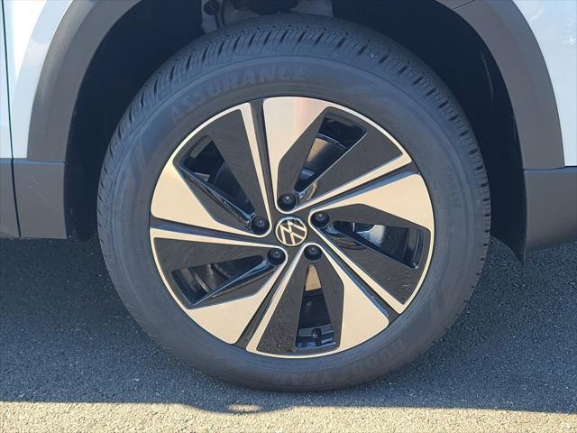 new 2025 Volkswagen Taos car, priced at $30,379