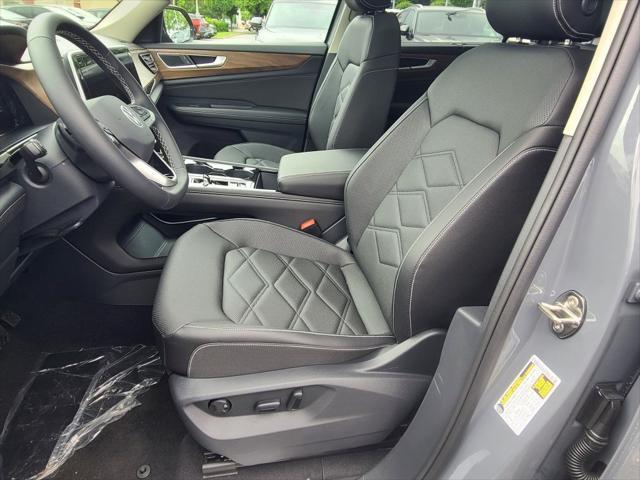 new 2025 Volkswagen Atlas car, priced at $44,471