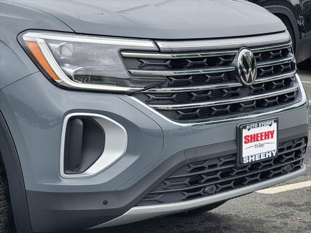 new 2025 Volkswagen Atlas car, priced at $44,471