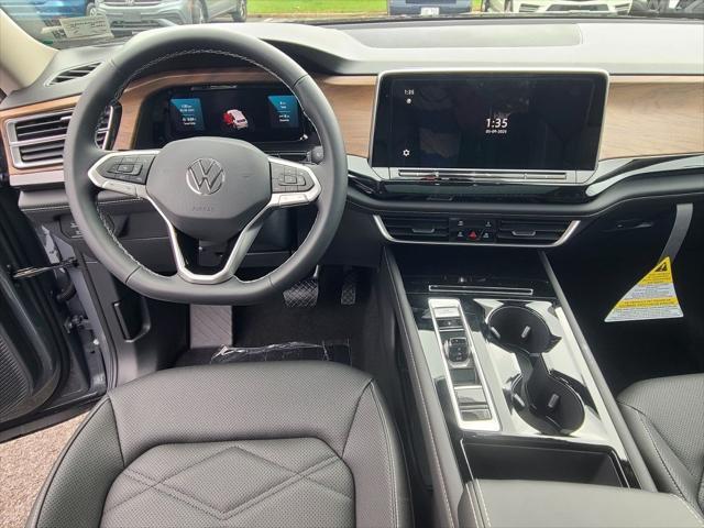 new 2025 Volkswagen Atlas car, priced at $44,471