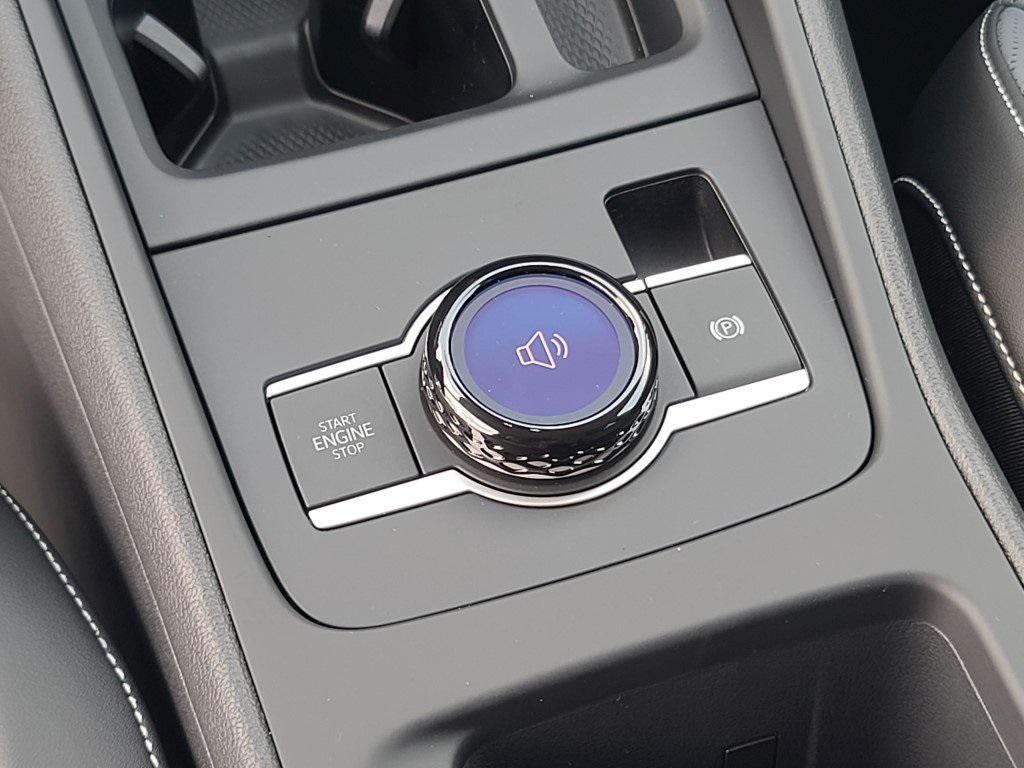 new 2025 Volkswagen Tiguan car, priced at $32,638