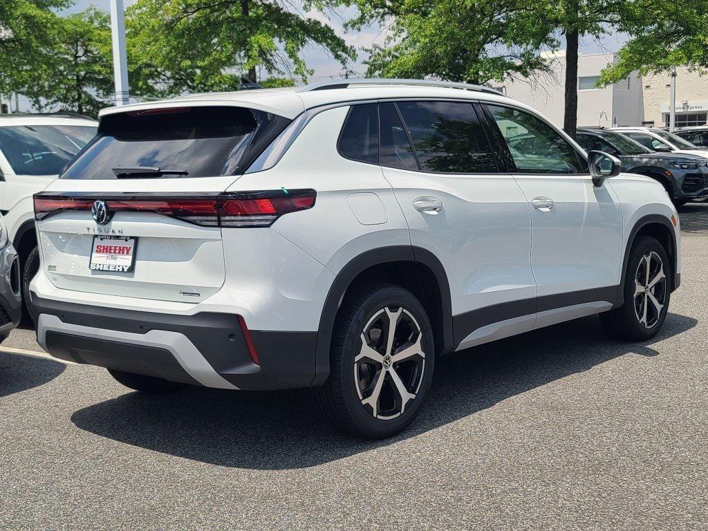 new 2025 Volkswagen Tiguan car, priced at $32,638