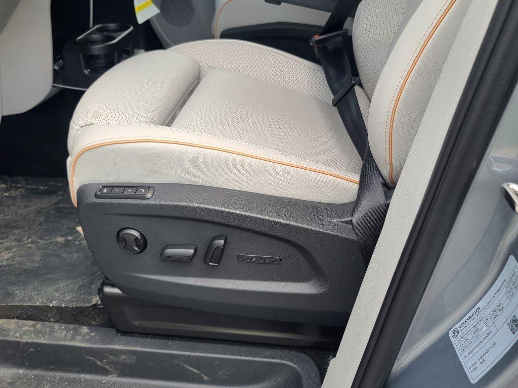 new 2025 Volkswagen ID. Buzz car, priced at $63,553