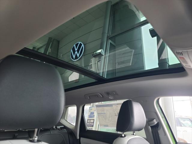 new 2025 Volkswagen Taos car, priced at $31,006