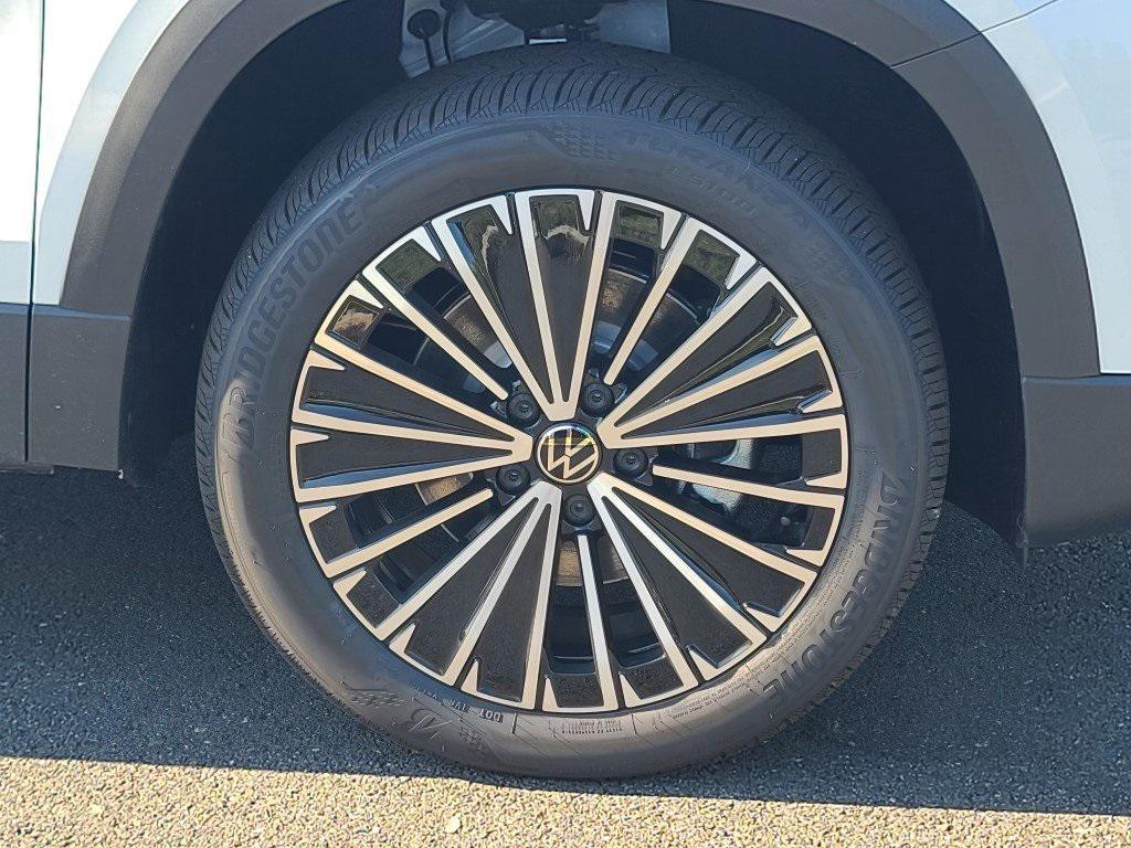new 2025 Volkswagen Taos car, priced at $28,719