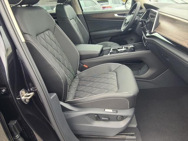 new 2025 Volkswagen Atlas car, priced at $51,510