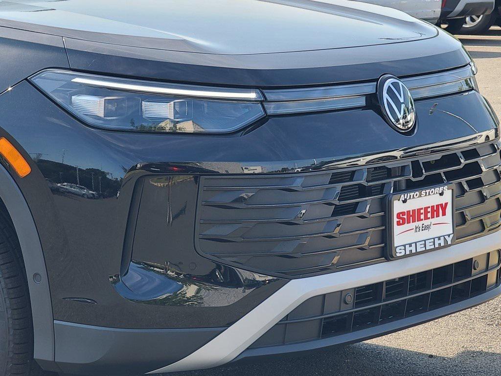 new 2025 Volkswagen Tiguan car, priced at $35,799