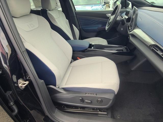 new 2025 Volkswagen ID.4 car, priced at $49,415