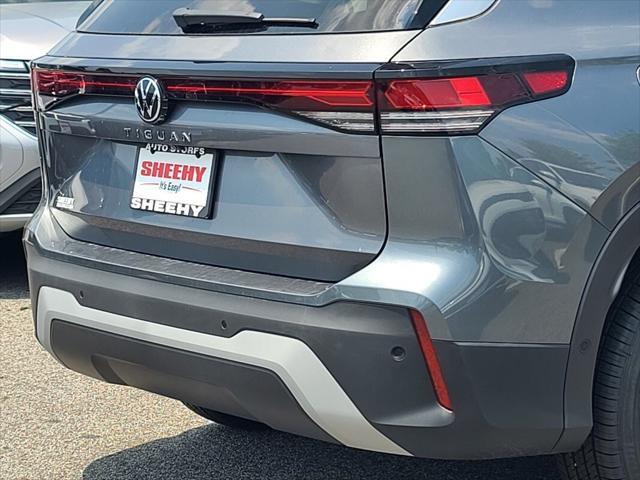 new 2025 Volkswagen Tiguan car, priced at $30,220