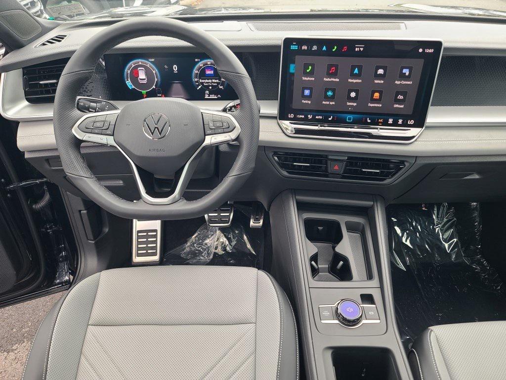 new 2025 Volkswagen Tiguan car, priced at $36,668