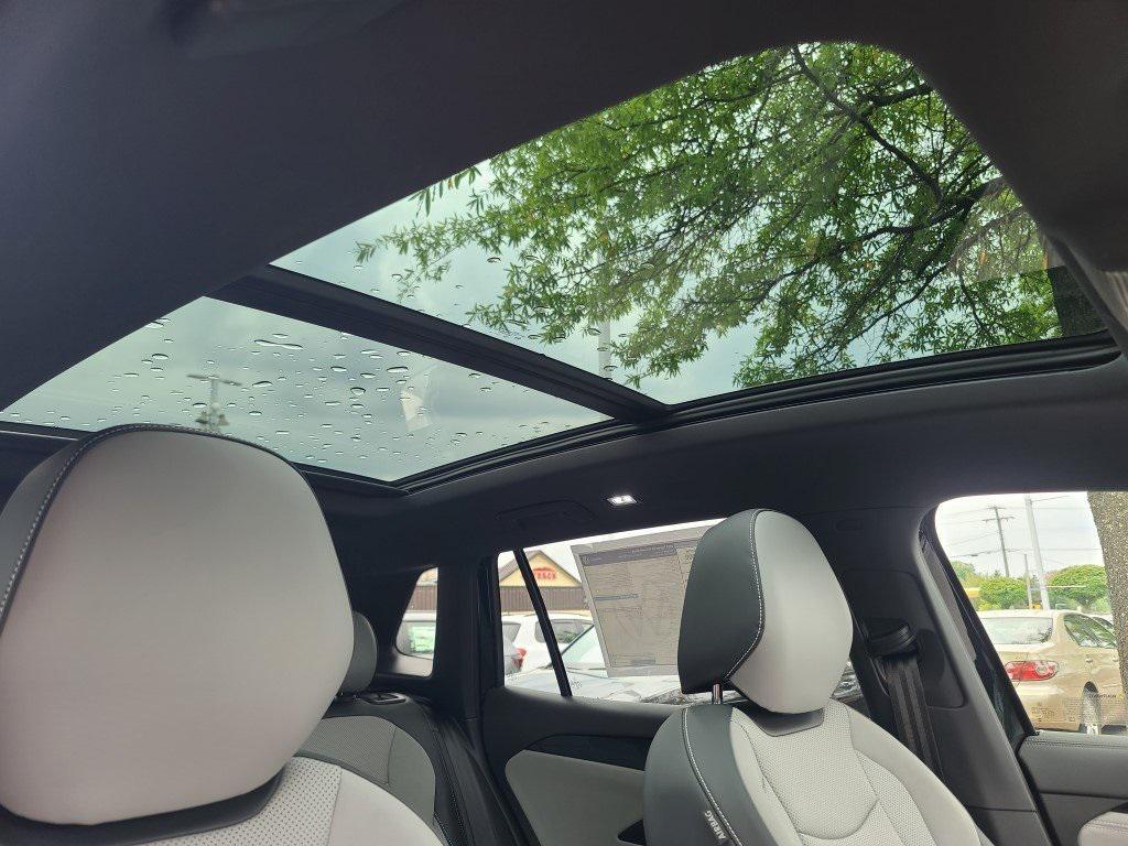 new 2025 Volkswagen Tiguan car, priced at $36,668