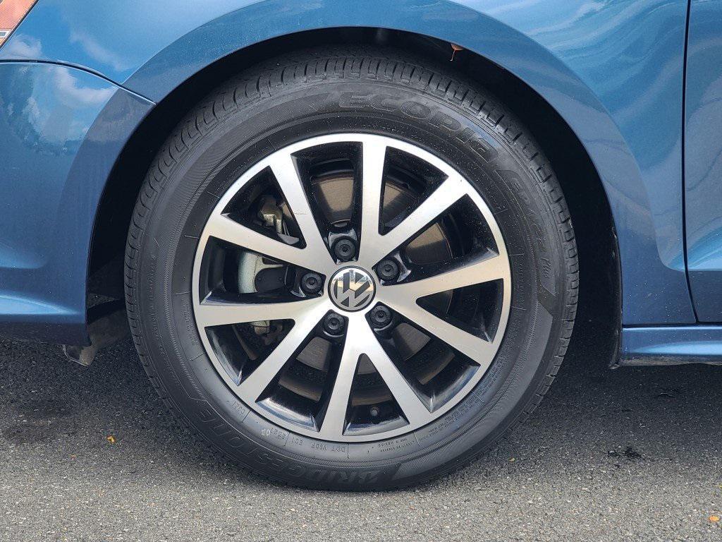 used 2017 Volkswagen Jetta car, priced at $13,000
