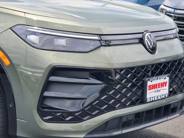 new 2025 Volkswagen Tiguan car, priced at $39,302