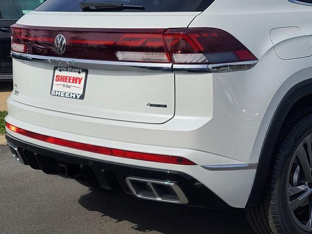 new 2024 Volkswagen Atlas Cross Sport car, priced at $42,228