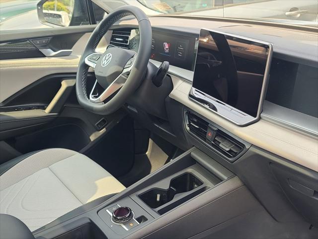 new 2025 Volkswagen Tiguan car, priced at $35,823