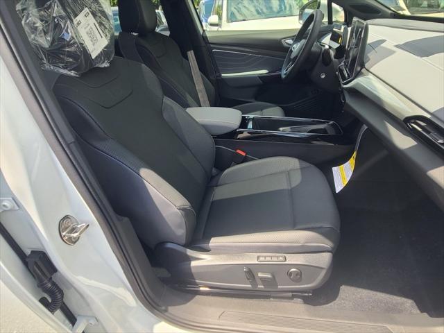 new 2025 Volkswagen ID.4 car, priced at $50,176