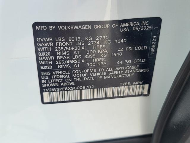 new 2025 Volkswagen ID.4 car, priced at $50,176