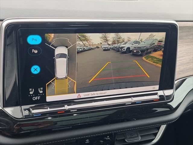 new 2025 Volkswagen Atlas car, priced at $52,108