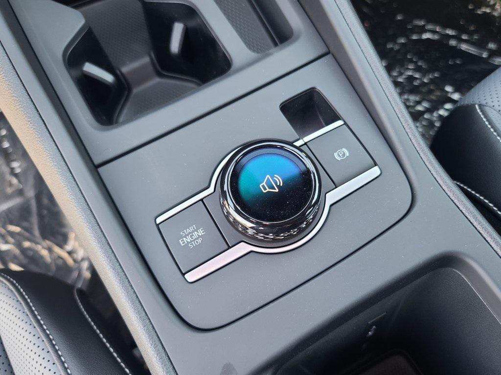 new 2025 Volkswagen Tiguan car, priced at $35,819