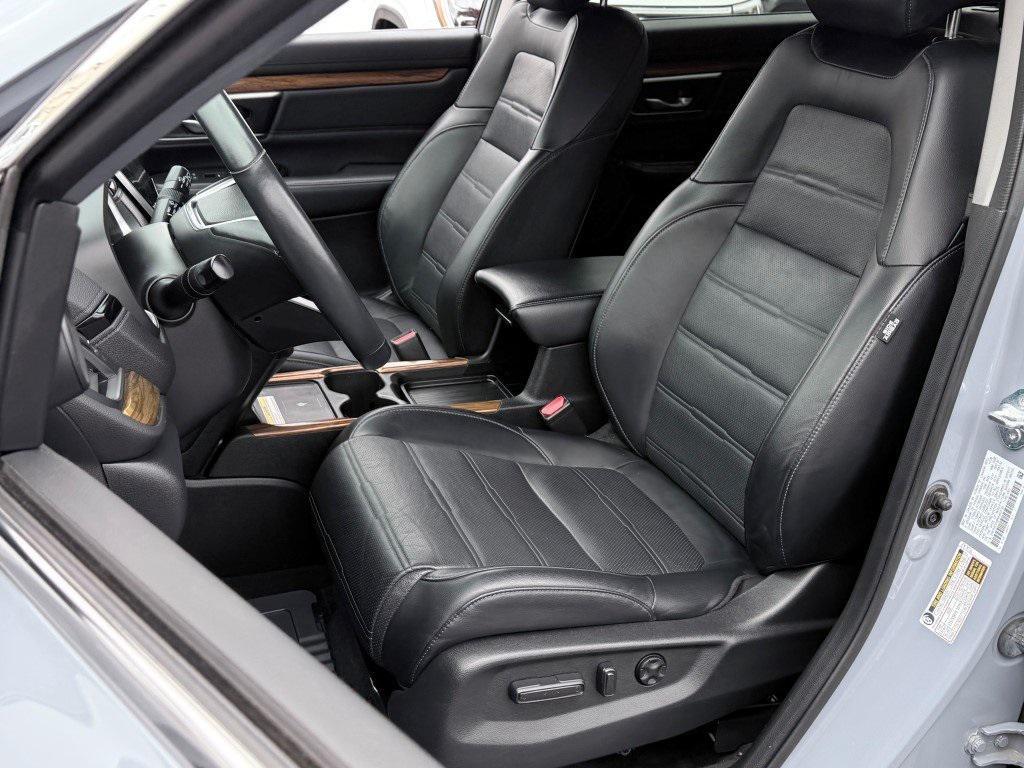 used 2021 Honda CR-V car, priced at $25,900