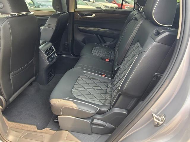 new 2025 Volkswagen Atlas car, priced at $51,874