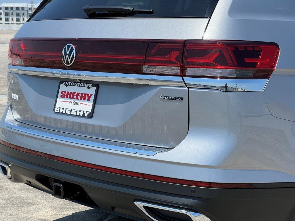new 2025 Volkswagen Atlas car, priced at $41,712