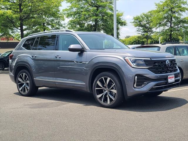 new 2025 Volkswagen Atlas car, priced at $52,716