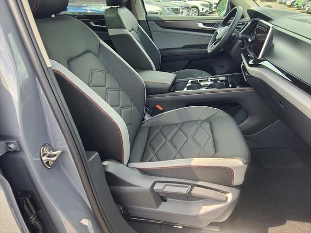 new 2025 Volkswagen Atlas car, priced at $46,976
