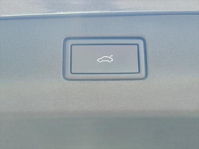new 2025 Volkswagen Tiguan car, priced at $33,255