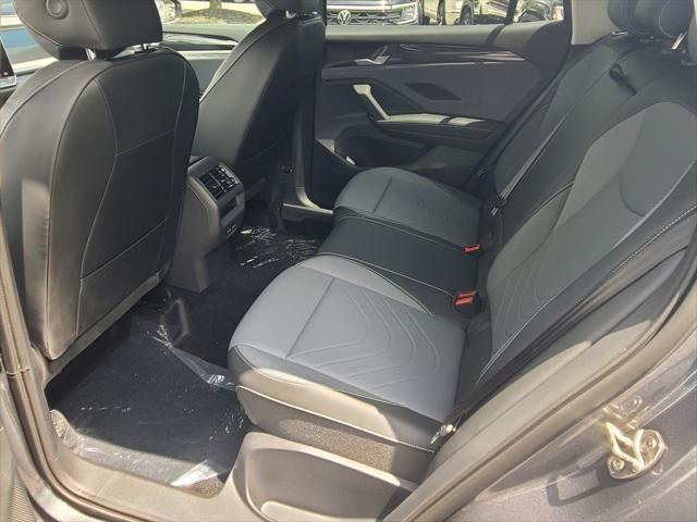 new 2025 Volkswagen Tiguan car, priced at $33,255