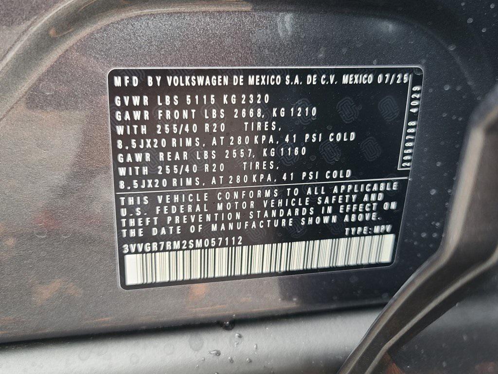 new 2025 Volkswagen Tiguan car, priced at $37,078