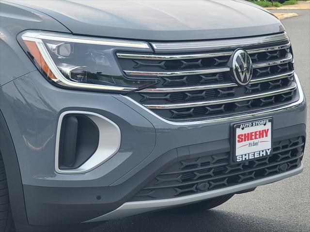 new 2025 Volkswagen Atlas car, priced at $43,172
