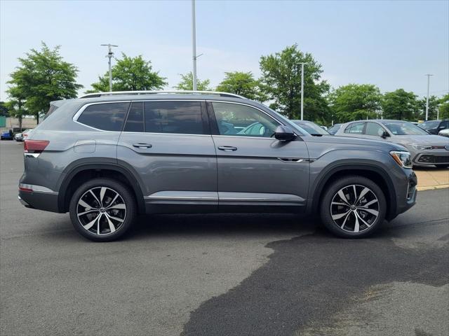 new 2024 Volkswagen Atlas car, priced at $50,163