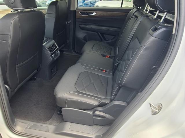 new 2025 Volkswagen Atlas car, priced at $39,871