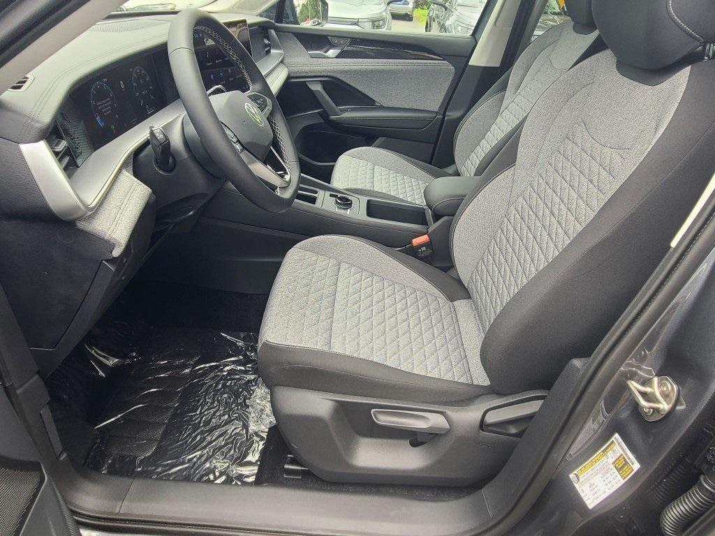 new 2025 Volkswagen Tiguan car, priced at $30,898