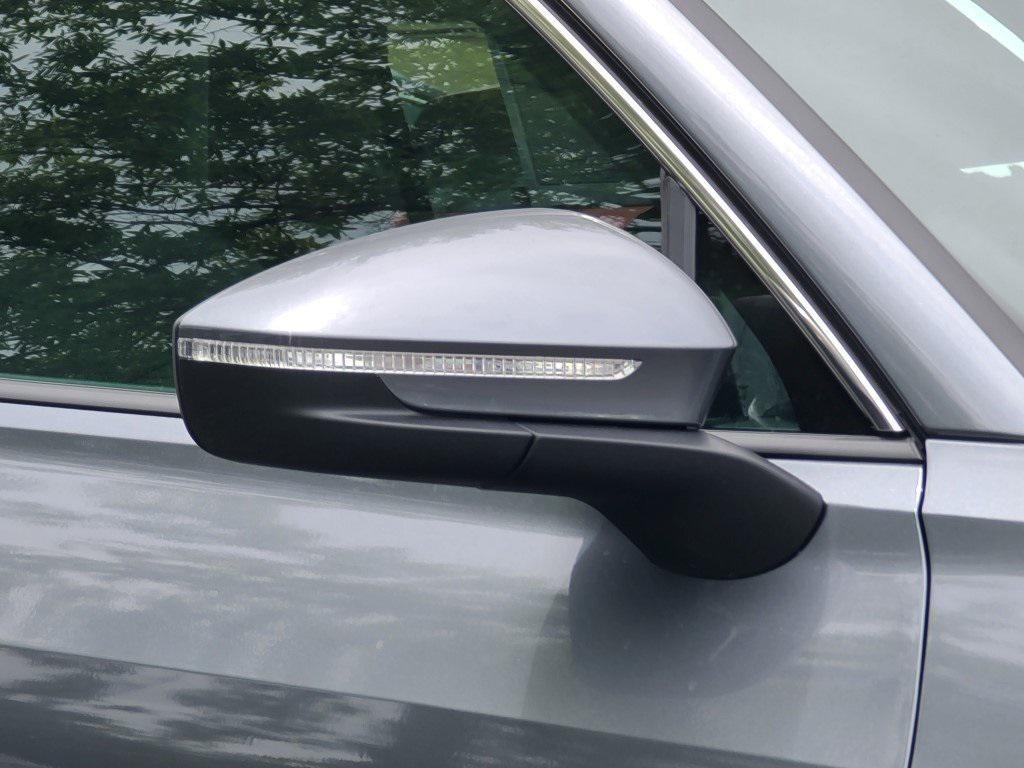 new 2025 Volkswagen Tiguan car, priced at $30,898