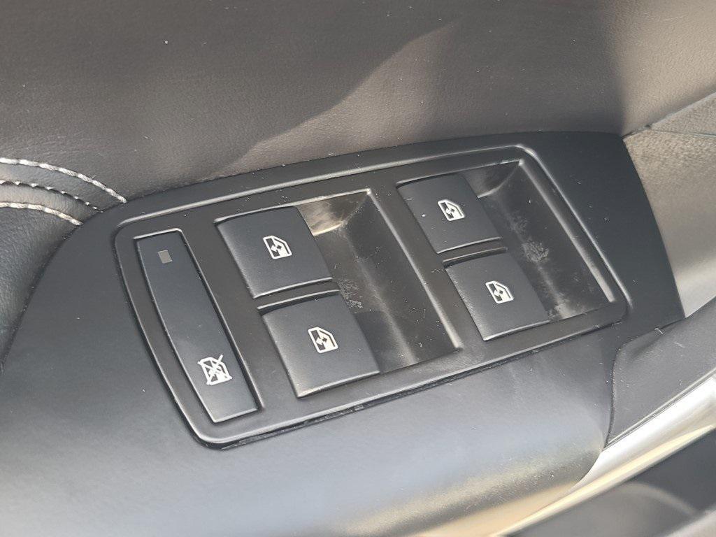 used 2014 Buick Regal car, priced at $13,500