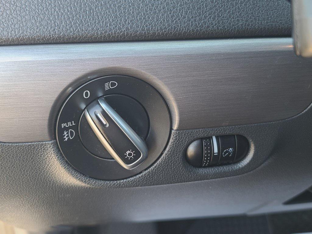 used 2016 Volkswagen Jetta car, priced at $8,250