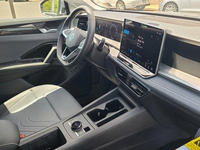 new 2025 Volkswagen Tiguan car, priced at $32,770