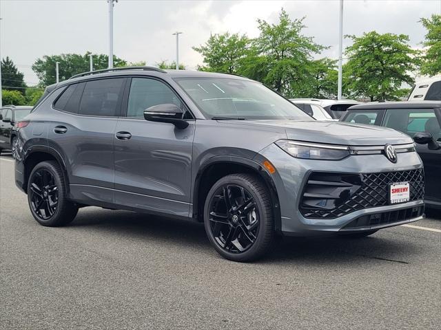 new 2025 Volkswagen Tiguan car, priced at $37,850